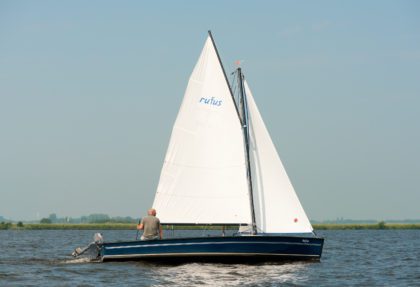 Polyvalk met maststrijksysteem